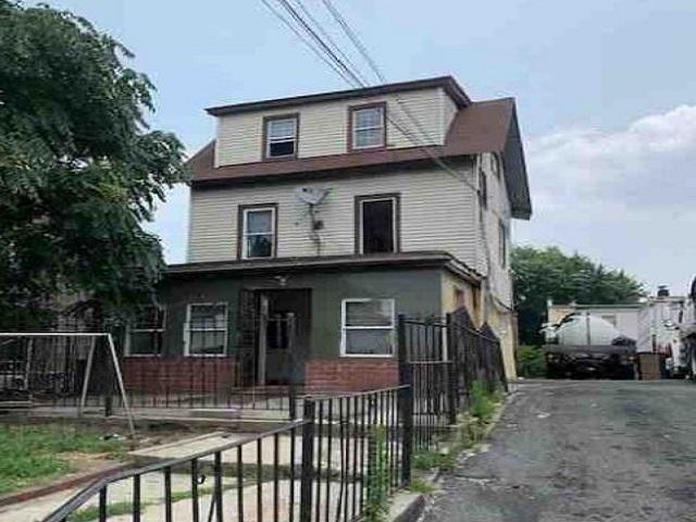 3121 105TH ST East Elmhurst, NY 11369