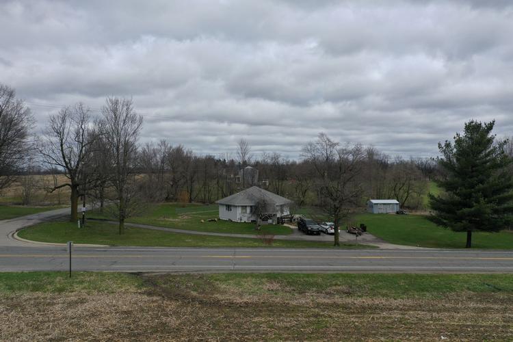 3988 W BARNES RD Mason, MI 48854