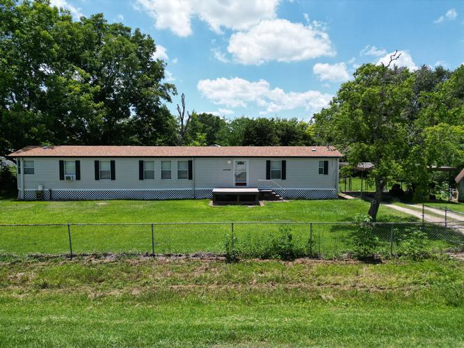 218 COUNTY RD 119D Liberty, TX 77575