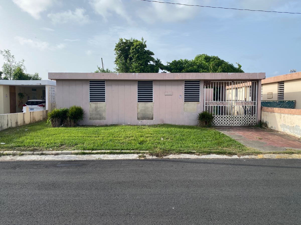 3468 Paseo Costa Toa Baja, PR 00949