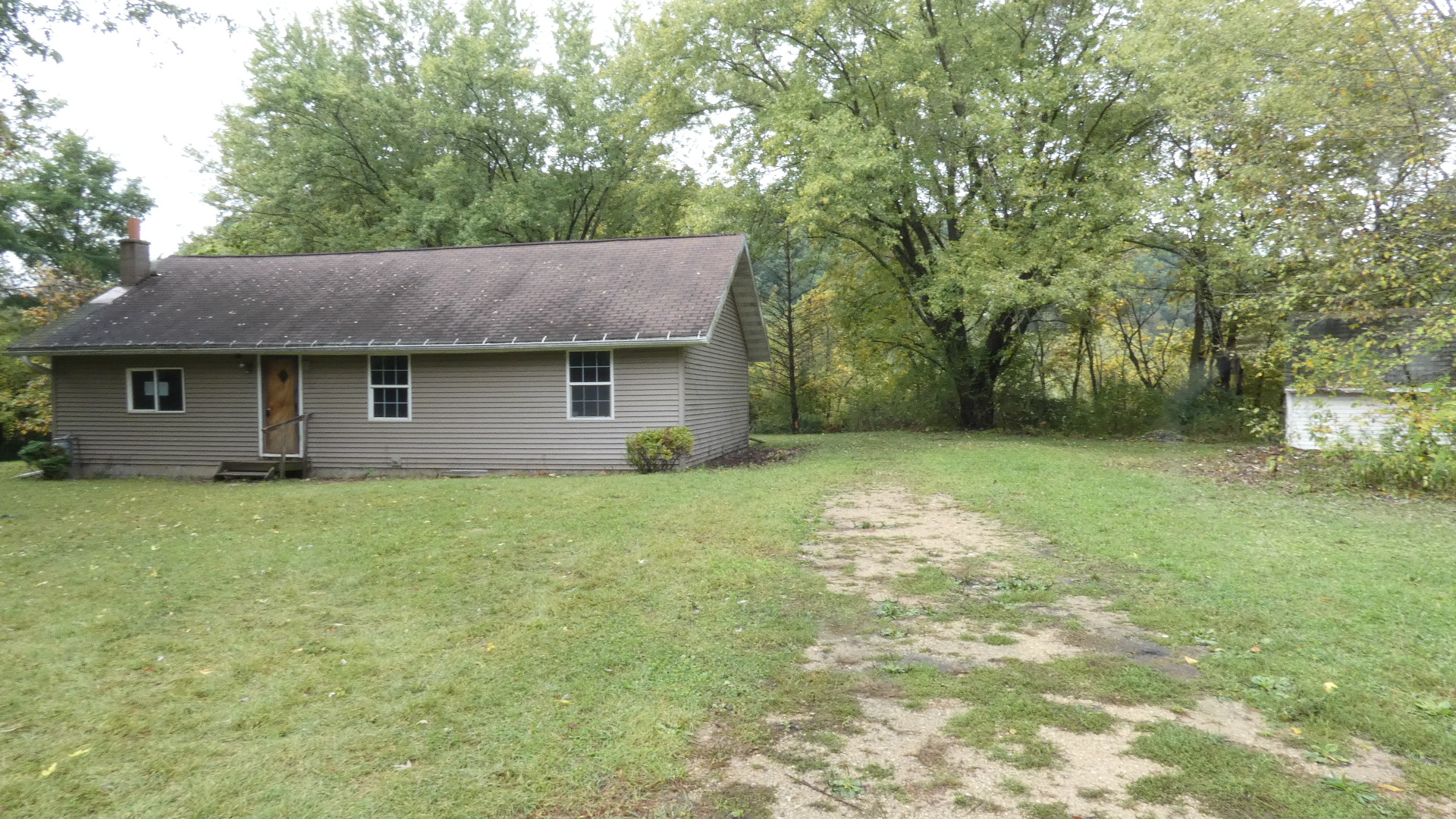 53356 State Hwy 60 Wauzeka, WI 53826