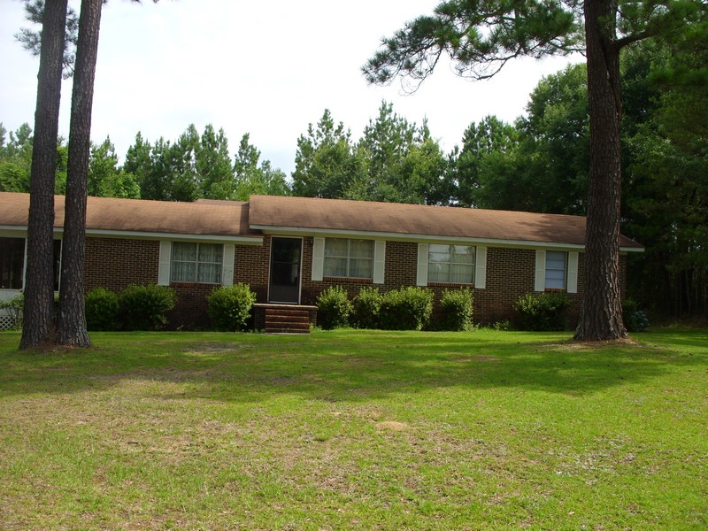 68 Battle Road Luverne, AL 36049