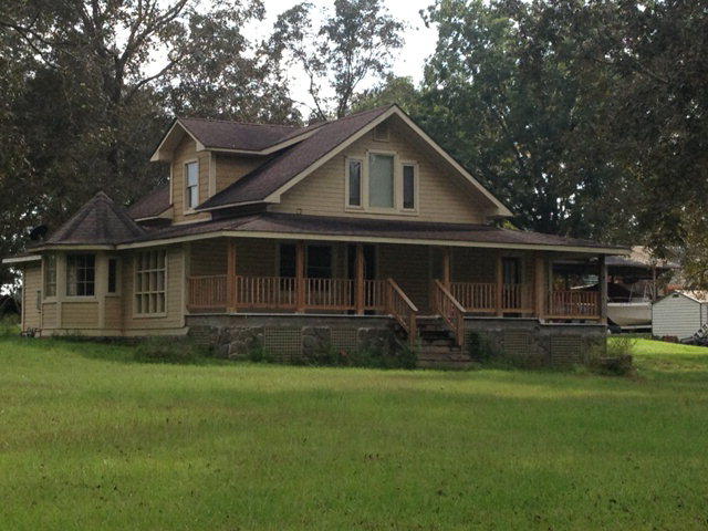 17998 County Road 48 Robertsdale, AL 36567