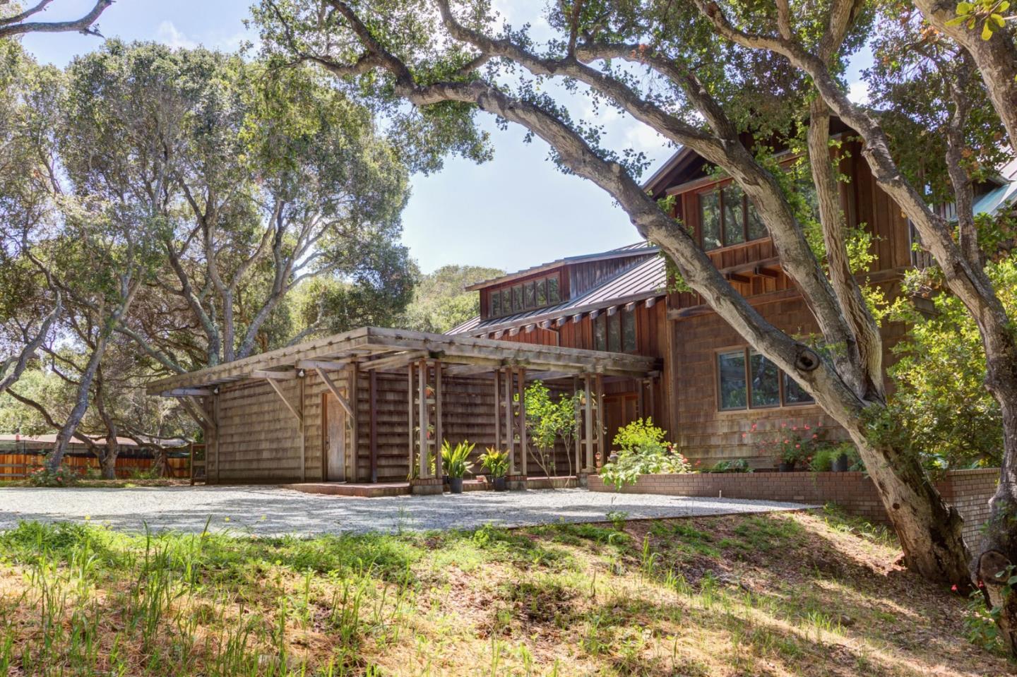 7 La Rancheria Carmel Valley, CA 93924