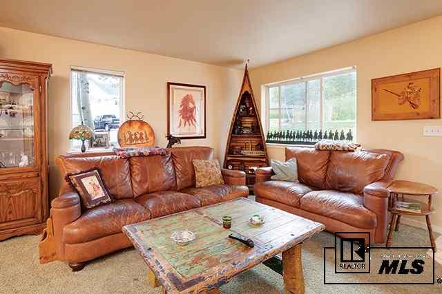 3475 Meadow Ln Steamboat Springs, CO 80477