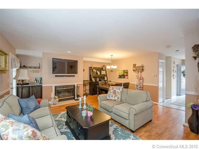 609 Holly Hill Dr #609 Rocky Hill, CT 06067