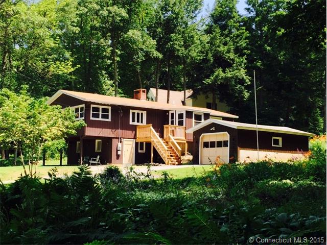 33 Indian Spring Rd Woodstock, CT 06281