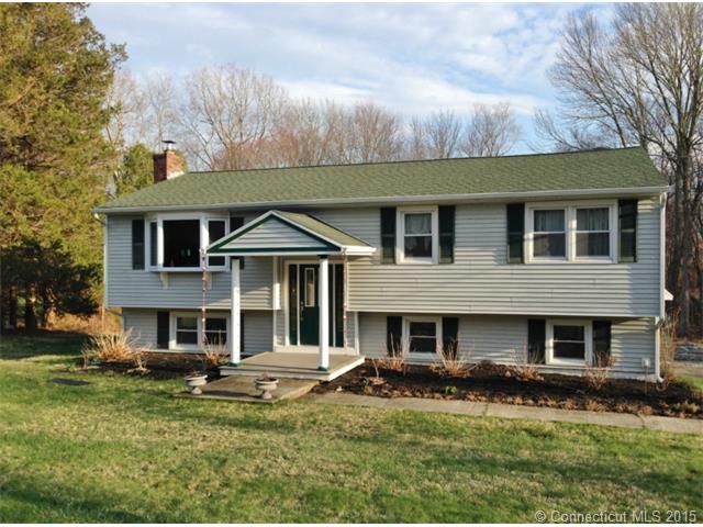 4 Linda Ct Preston, CT 06365