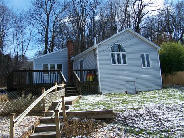 8 Lakeview Dr Bethlehem, CT 06751