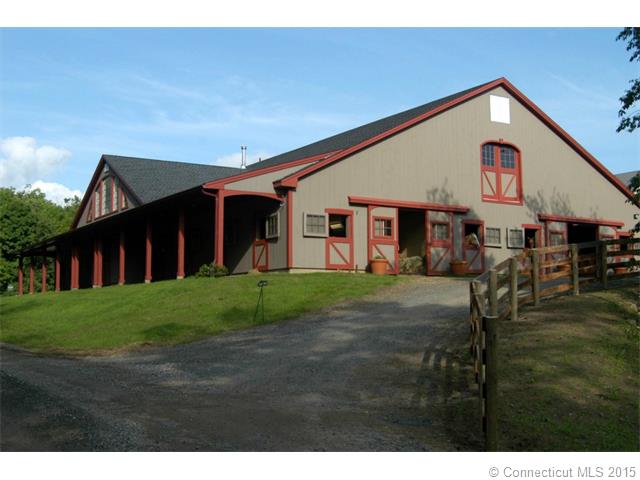 12 County Rd Morris, CT 06763