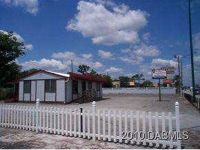 1976 Nova Rd N Daytona Beach, FL 32117