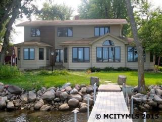 3106 Okoboji Blvd Milford, IA 51351