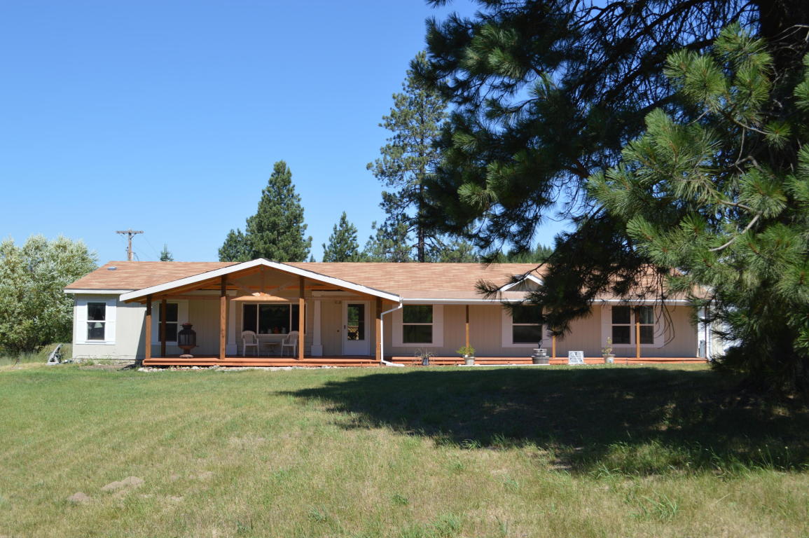 85 Sandy Ridge Rd Naples, ID 83847