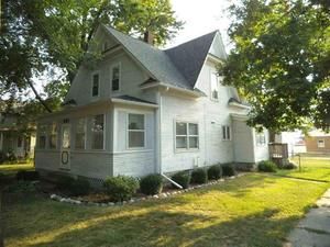 301 North WESLEY Street MOUNT Morris, IL 61054