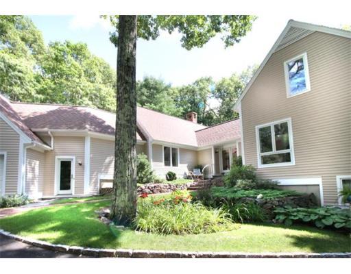 16 Oak Meadow Rd Lincoln, MA 01773