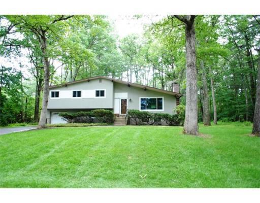 87 Barton Drive Sudbury, MA 01776