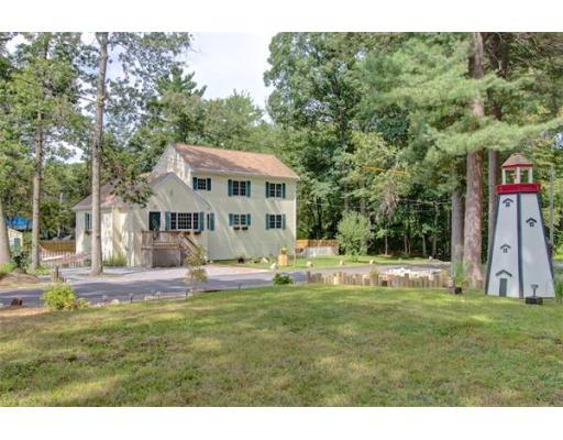 3 Oak Road Norfolk, MA 02056