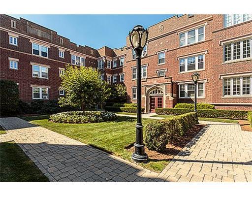 520 High Street #13 B Medford, MA 02155