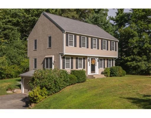 14 Lantern Lane Pembroke, MA 02359