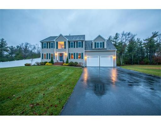 68 Foxwood Lane Raynham, MA 02767