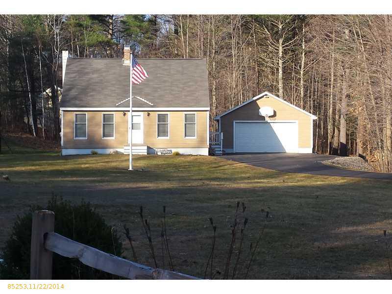 6 Maturo Dr Casco, ME 04015