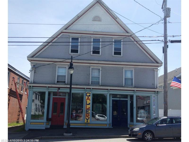 54 Main St Richmond, ME 04357