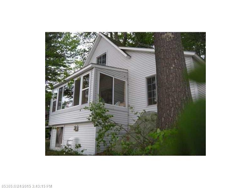 24 Yvonne Ln Smithfield, ME 04978