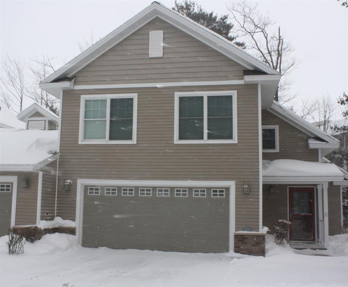 1309 Northbay Ct Marquette, MI 49855