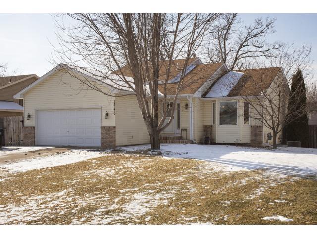 23176 Gladiola St NW Saint Francis, MN 55070