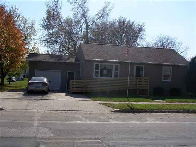 509 E Ciro Street Truman, MN 56088