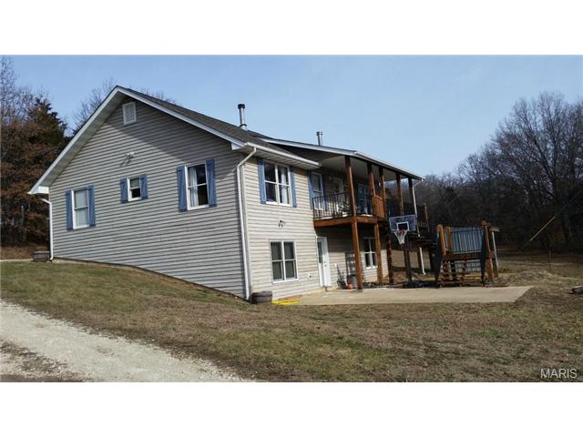 1381 Old State Road Beaufort, MO 63013