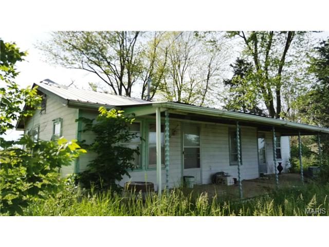 37 Hwy D Hawk Point, MO 63349