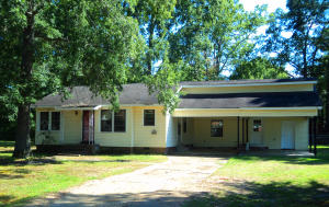 808 Mulberry St. Amory, MS 38821