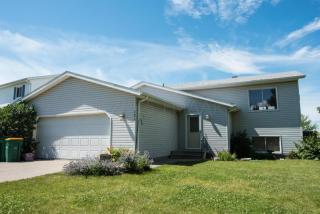 124 Bender Ln Harwood, ND 58042