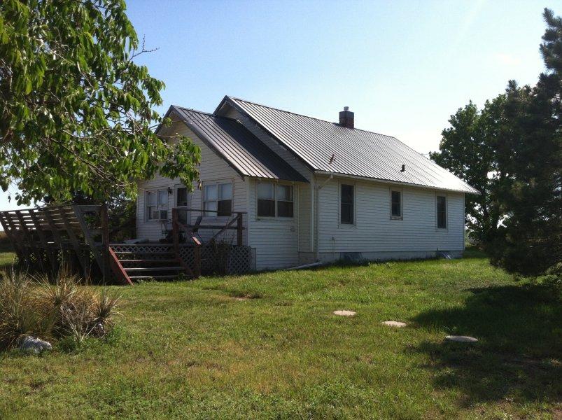 3820 Rd195 Lewellen, NE 69147