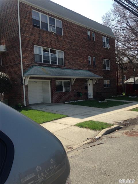 53-14 Hollis Court Blvd Fresh Meadows, NY 11365