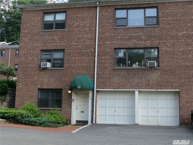 315 Main St Roslyn, NY 11576