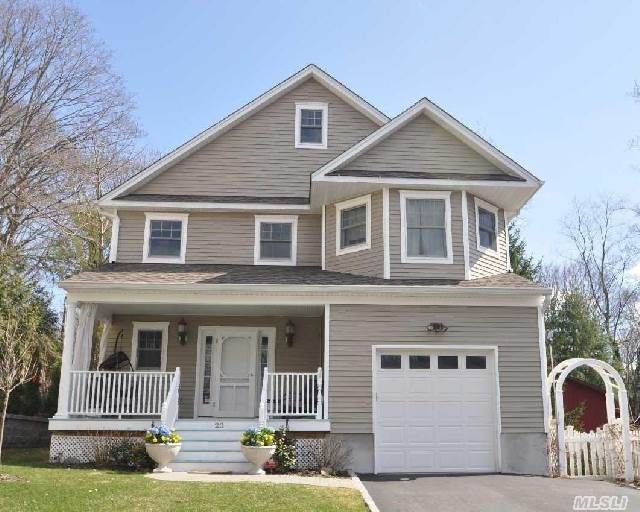 20 Grove St Cold Spring Hrbr, Ny 11724 Cold Spring Harbor, NY 11724