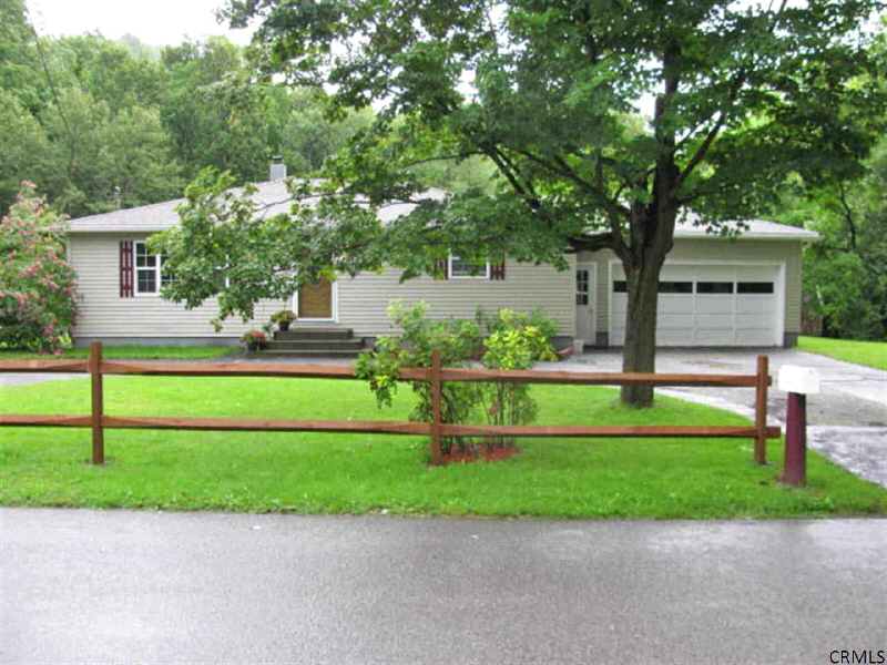 1715 MILL RD Saint Johnsville, NY 13452