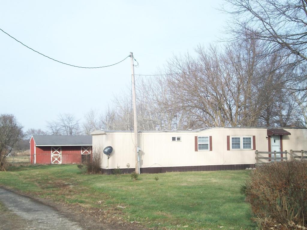 873 County Road 21 Ashley, OH 43003