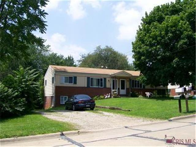 352 3rd St Wadsworth, OH 44281