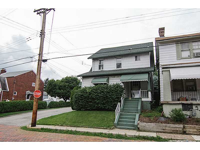 1718 Wesley Mckeesport, PA 15132