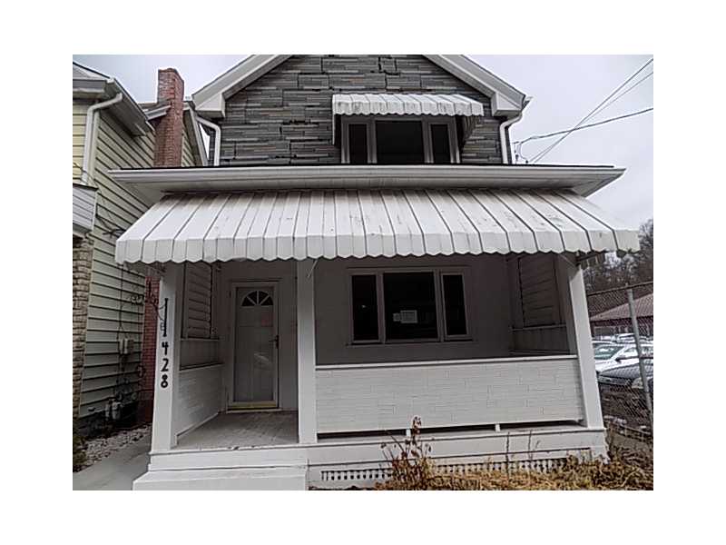 428 Agatha St Pitcairn, PA 15140