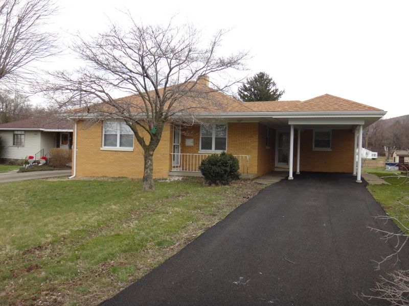 1054 Woodstock Avenue Hopwood, PA 15445