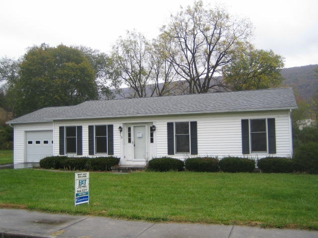 246 Clarence St Hyndman, Pa, 15545 Bedford County Hyndman, PA 15545