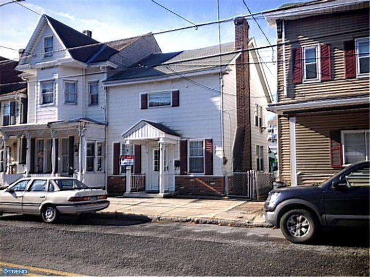 210 PINE ST Tamaqua, PA 18252