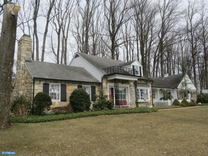 308 CROW HILL RD Barto, PA 19504