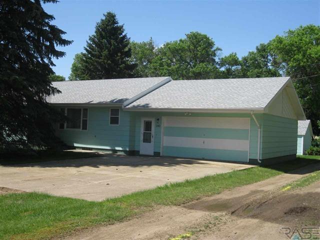 340 W Walnut St Canistota, SD 57012