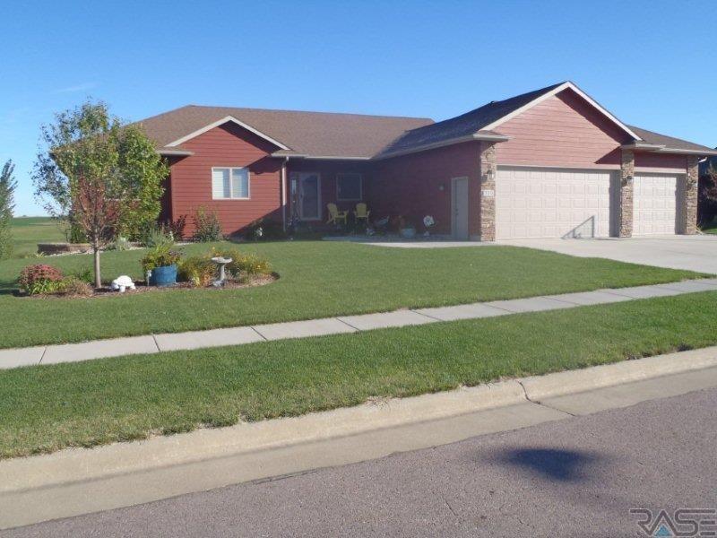 500 Andrew Dr Crooks, SD 57020