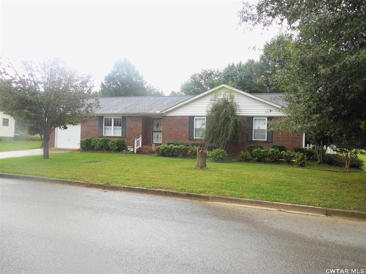 306 Ridgecrest Drive Greenfield, TN 38230